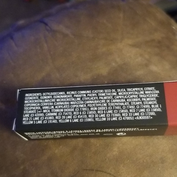 Lipstick - Picture 2 of 7